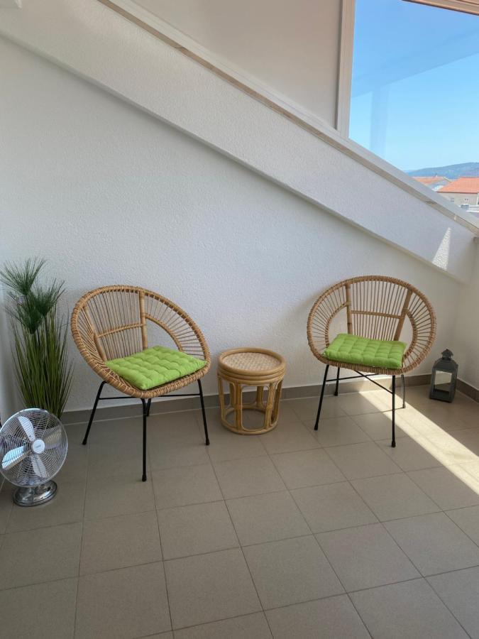 Top Floor Apartment With Sea View Kaštela المظهر الخارجي الصورة